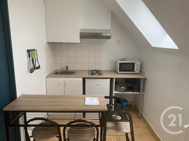 Studio à louer - 1 pièce - 12.44 m2 - JOUE LES TOURS - 37 - CENTRE - Century 21 Agence Grand Sud Studio à louer - 1 pièce - 12.44 m2 - JOUE LES TOURS - 37 - CENTRE - Century 21 Agence Grand Sud