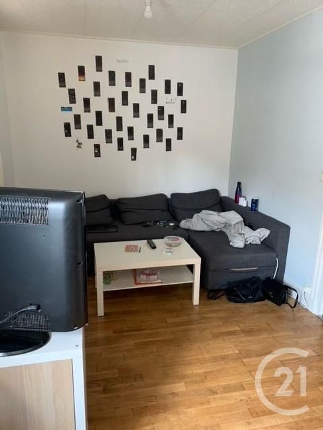 Appartement F2 à louer - 2 pièces - 47.76 m2 - TOURS - 37 - CENTRE - Century 21 Agence Grand Sud Appartement F2 à louer - 2 pièces - 47.76 m2 - TOURS - 37 - CENTRE - Century 21 Agence Grand Sud