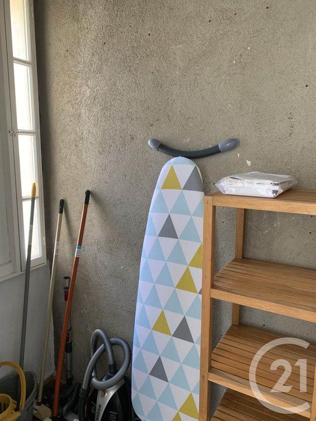 Appartement F5 à louer - 5 pièces - 84.0 m2 - TOURS - 37 - CENTRE - Century 21 Agence Grand Sud Appartement F5 à louer - 5 pièces - 84.0 m2 - TOURS - 37 - CENTRE - Century 21 Agence Grand Sud
