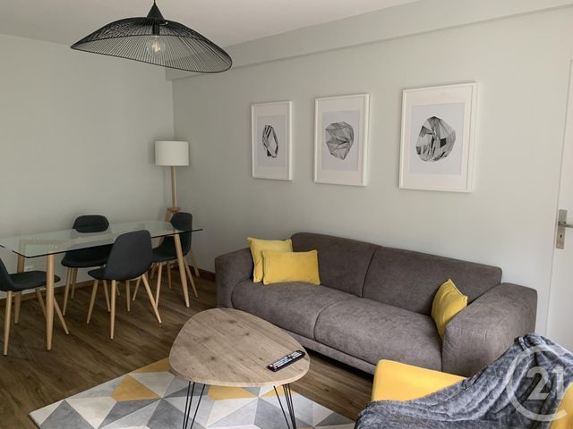 Appartement F5 à louer - 5 pièces - 84.0 m2 - TOURS - 37 - CENTRE - Century 21 Agence Grand Sud Appartement F5 à louer - 5 pièces - 84.0 m2 - TOURS - 37 - CENTRE - Century 21 Agence Grand Sud