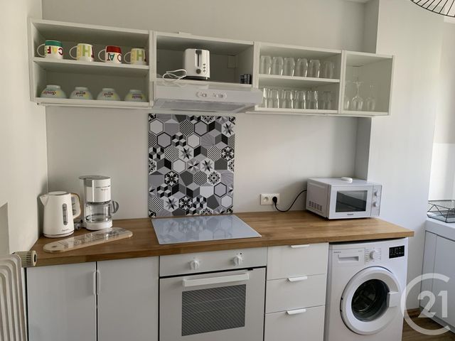 Appartement F5 à louer - 5 pièces - 84.0 m2 - TOURS - 37 - CENTRE - Century 21 Agence Grand Sud Appartement F5 à louer - 5 pièces - 84.0 m2 - TOURS - 37 - CENTRE - Century 21 Agence Grand Sud