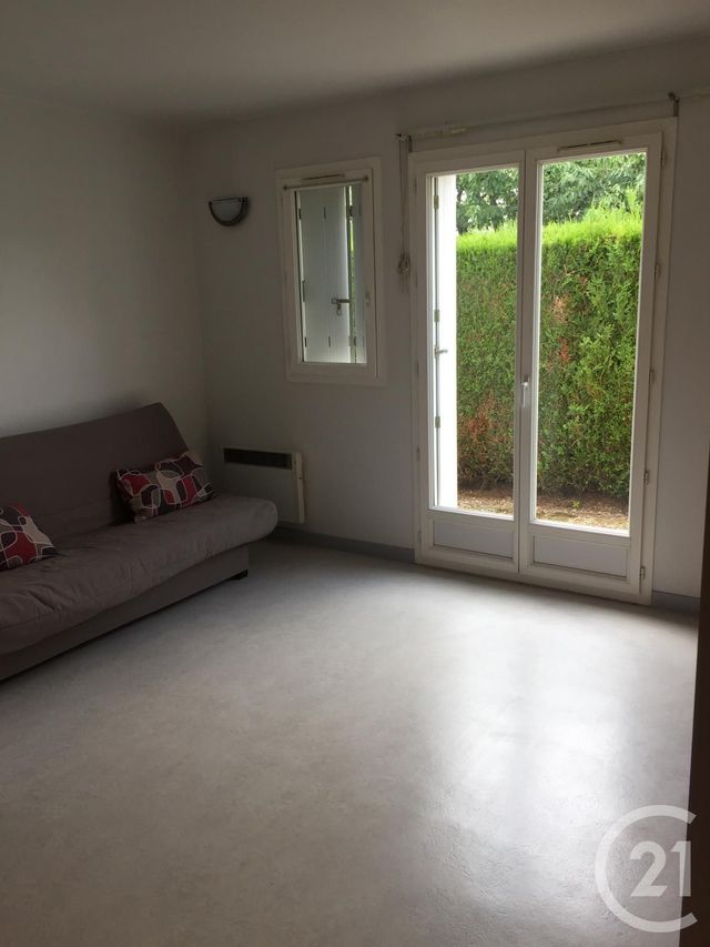 Appartement F1 à louer - 1 pièce - 23.9 m2 - JOUE LES TOURS - 37 - CENTRE - Century 21 Agence Grand Sud Appartement F1 à louer - 1 pièce - 23.9 m2 - JOUE LES TOURS - 37 - CENTRE - Century 21 Agence Grand Sud