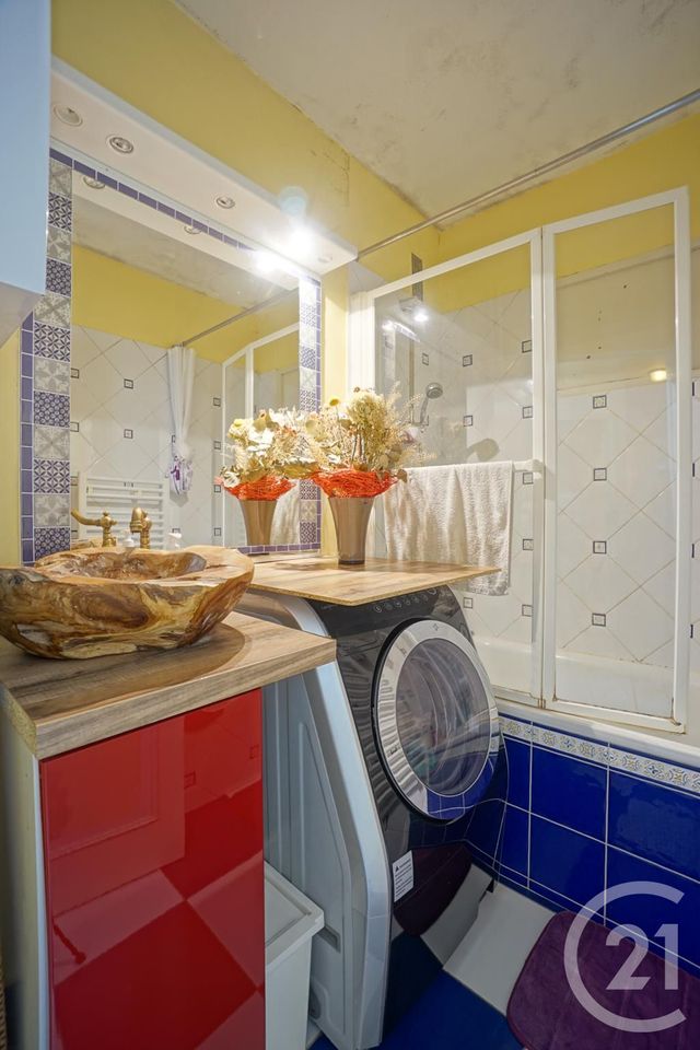 Appartement F4 à vendre - 4 pièces - 75.05 m2 - JOUE LES TOURS - 37 - CENTRE - Century 21 Agence Grand Sud Appartement F4 à vendre - 4 pièces - 75.05 m2 - JOUE LES TOURS - 37 - CENTRE - Century 21 Agence Grand Sud