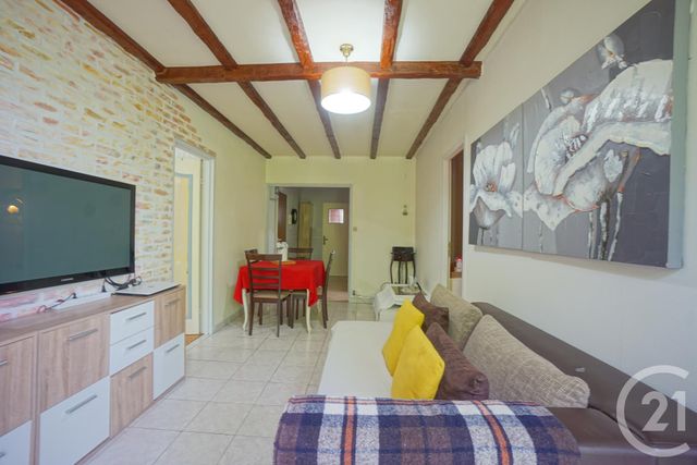 Appartement F4 à vendre - 4 pièces - 75.05 m2 - JOUE LES TOURS - 37 - CENTRE - Century 21 Agence Grand Sud Appartement F4 à vendre - 4 pièces - 75.05 m2 - JOUE LES TOURS - 37 - CENTRE - Century 21 Agence Grand Sud