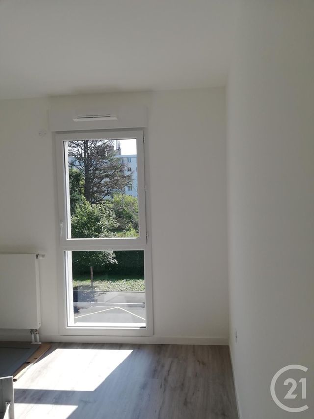 Afficher la photo en grand Appartement F4 à louer - 4 pièces - 79.12 m2 - TOURS - 37 - CENTRE - Century 21 Agence Grand Sud