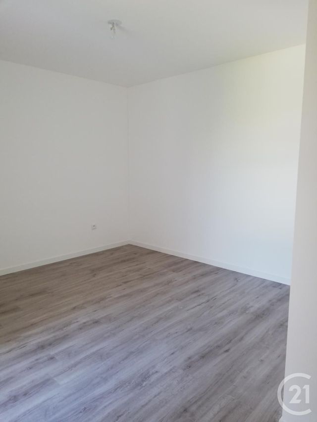 Afficher la photo en grand Appartement F4 à louer - 4 pièces - 79.12 m2 - TOURS - 37 - CENTRE - Century 21 Agence Grand Sud