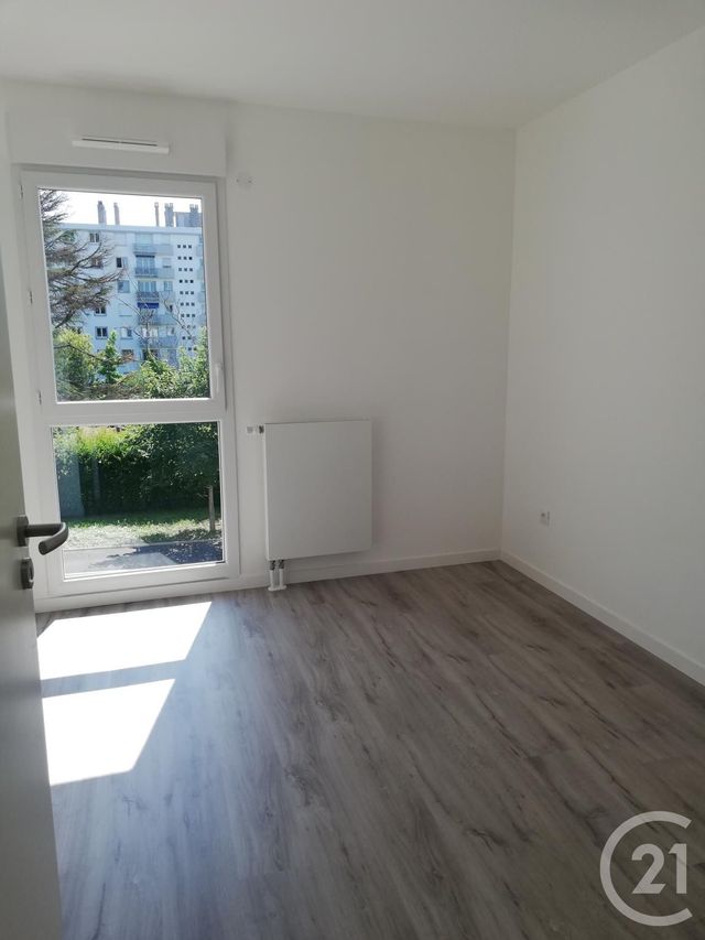 Afficher la photo en grand Appartement F4 à louer - 4 pièces - 79.12 m2 - TOURS - 37 - CENTRE - Century 21 Agence Grand Sud