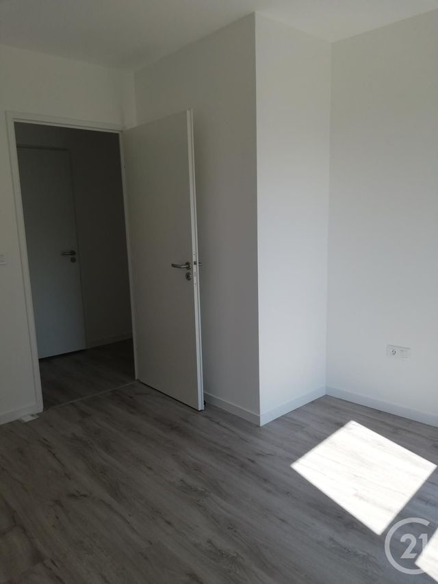 Afficher la photo en grand Appartement F4 à louer - 4 pièces - 79.12 m2 - TOURS - 37 - CENTRE - Century 21 Agence Grand Sud