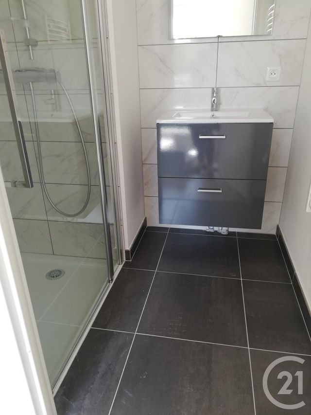 Afficher la photo en grand Appartement F4 à louer - 4 pièces - 79.12 m2 - TOURS - 37 - CENTRE - Century 21 Agence Grand Sud