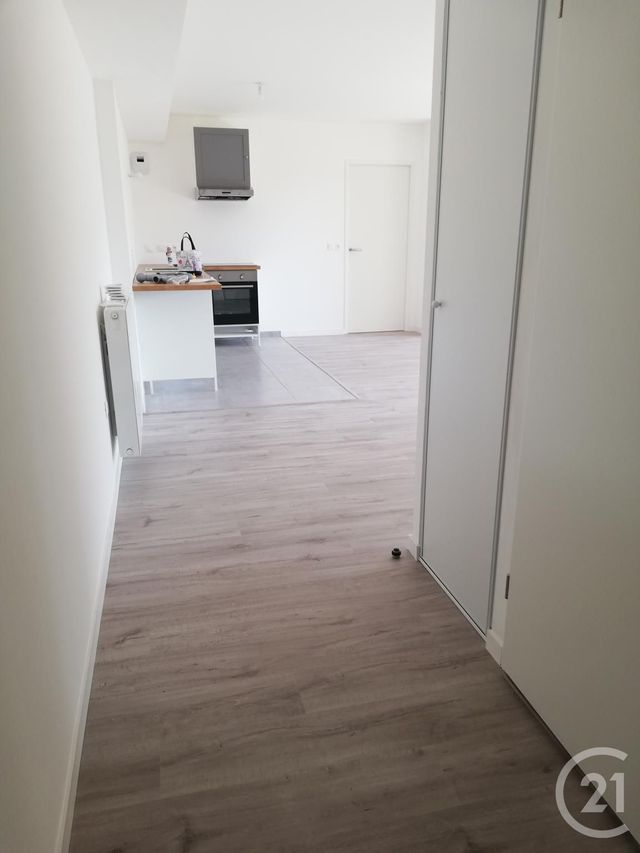 Afficher la photo en grand Appartement F4 à louer - 4 pièces - 79.12 m2 - TOURS - 37 - CENTRE - Century 21 Agence Grand Sud