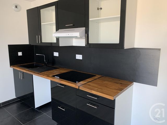 Afficher la photo en grand Appartement F3 à louer - 3 pièces - 67.26 m2 - ST CYR SUR LOIRE - 37 - CENTRE - Century 21 Agence Grand Sud