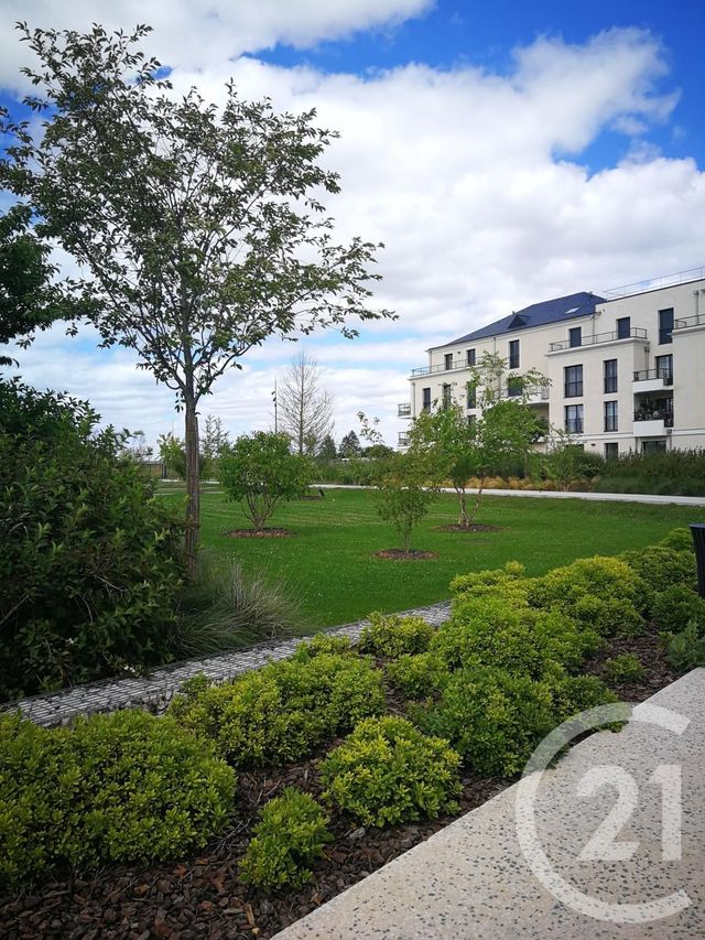 Afficher la photo en grand Appartement F3 à louer - 3 pièces - 67.26 m2 - ST CYR SUR LOIRE - 37 - CENTRE - Century 21 Agence Grand Sud