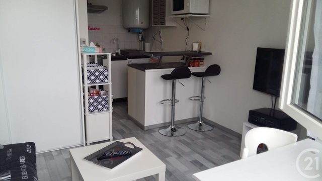 Studio à louer - 1 pièce - 16.05 m2 - CHAMBRAY LES TOURS - 37 - CENTRE - Century 21 Agence Grand Sud