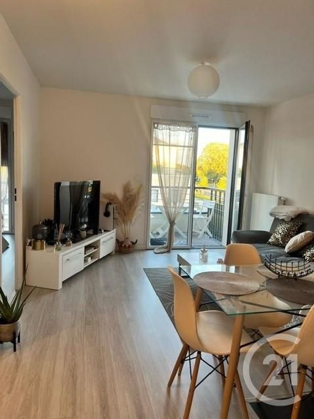 Appartement F2 à louer ST CYR SUR LOIRE