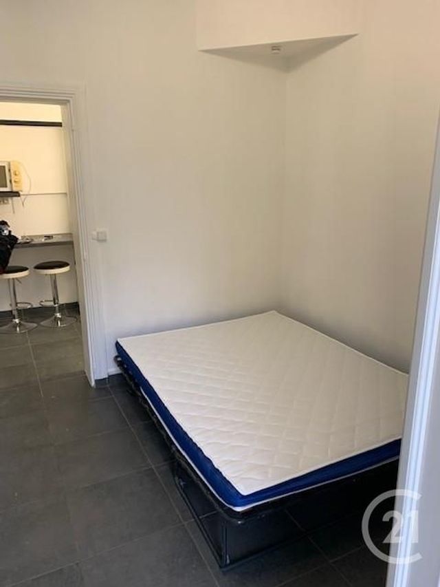 Appartement Studio à louer - 1 pièce - 16.67 m2 - TOURS - 37 - CENTRE - Century 21 Agence Grand Sud