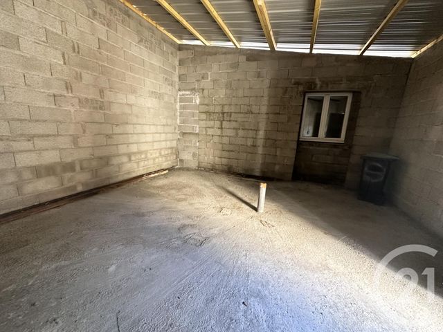 parking à louer - 40.0 m2 - NAZELLES NEGRON - 37 - CENTRE - Century 21 Agence Grand Sud