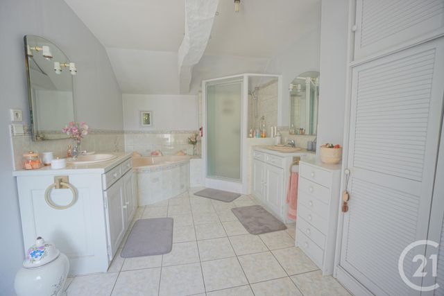 maison à vendre - 5 pièces - 149.0 m2 - NEUIL - 37 - CENTRE - Century 21 Agence Grand Sud