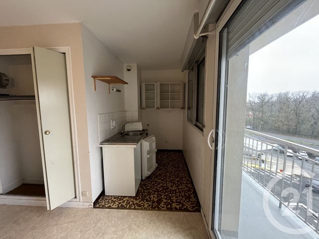 Appartement Studio à louer JOUE LES TOURS