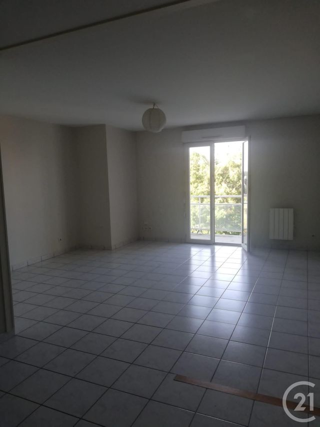 Appartement F3 à louer - 3 pièces - 68.82 m2 - JOUE LES TOURS - 37 - CENTRE - Century 21 Agence Grand Sud