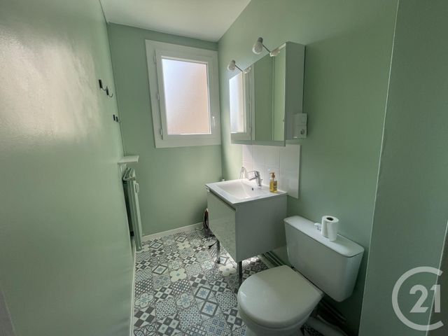 Appartement F1 à louer - 1 pièce - 31.0 m2 - JOUE LES TOURS - 37 - CENTRE - Century 21 Agence Grand Sud