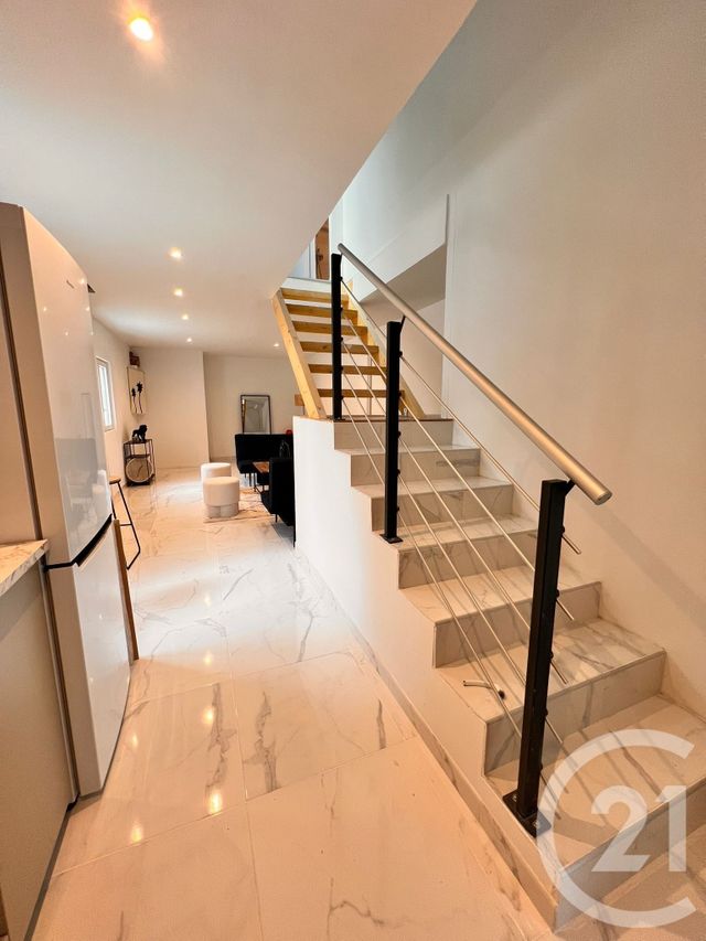 Appartement Duplex à louer - 2 pièces - 43.5 m2 - CHAMBRAY LES TOURS - 37 - CENTRE - Century 21 Agence Grand Sud