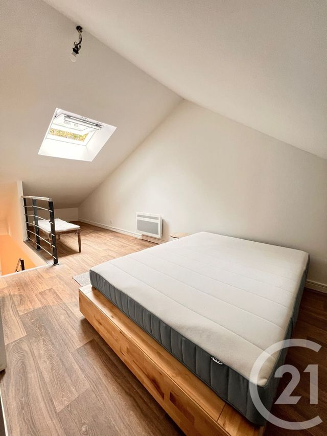 Appartement Duplex à louer - 2 pièces - 43.5 m2 - CHAMBRAY LES TOURS - 37 - CENTRE - Century 21 Agence Grand Sud