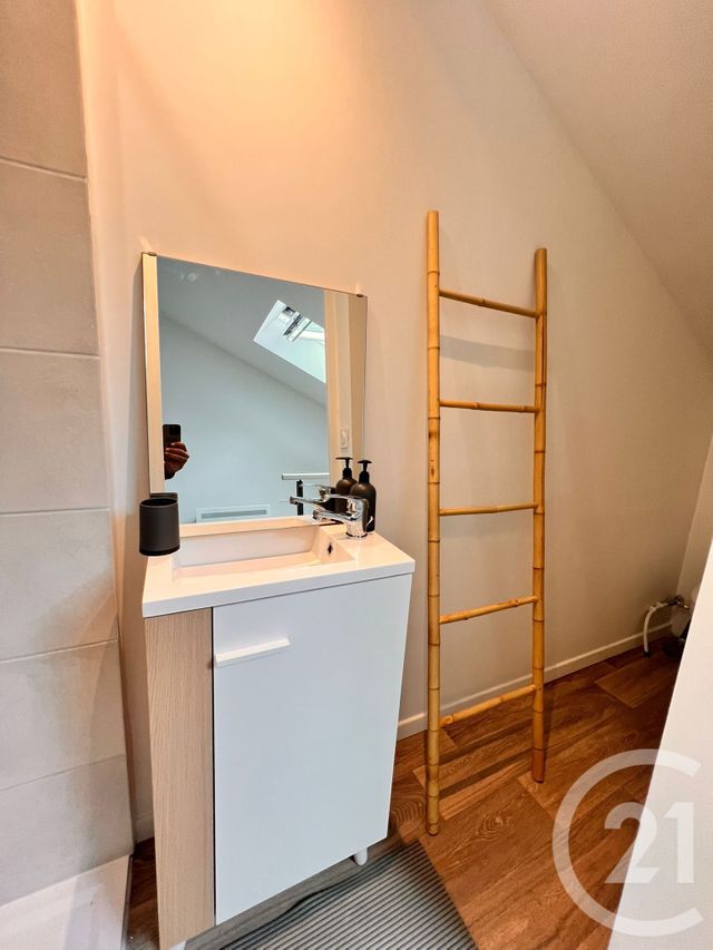 Appartement Duplex à louer - 2 pièces - 43.5 m2 - CHAMBRAY LES TOURS - 37 - CENTRE - Century 21 Agence Grand Sud