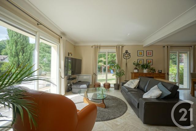 maison à louer - 8 pièces - 208.57 m2 - CHAMBRAY LES TOURS - 37 - CENTRE - Century 21 Agence Grand Sud