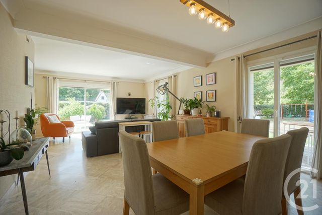 maison à louer - 8 pièces - 208.57 m2 - CHAMBRAY LES TOURS - 37 - CENTRE - Century 21 Agence Grand Sud