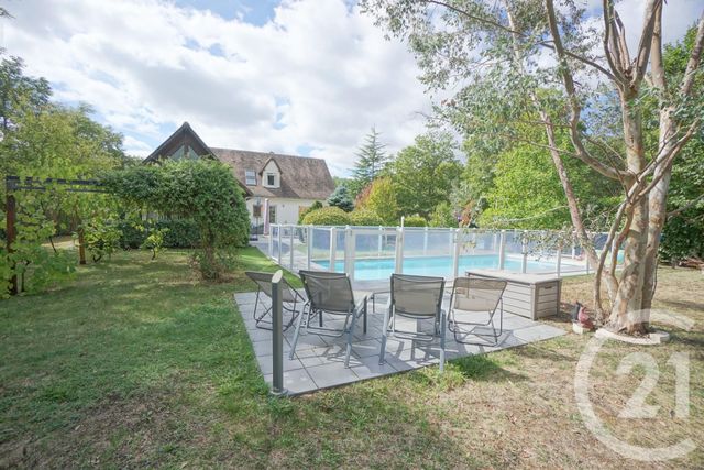 maison à louer - 8 pièces - 208.57 m2 - CHAMBRAY LES TOURS - 37 - CENTRE - Century 21 Agence Grand Sud