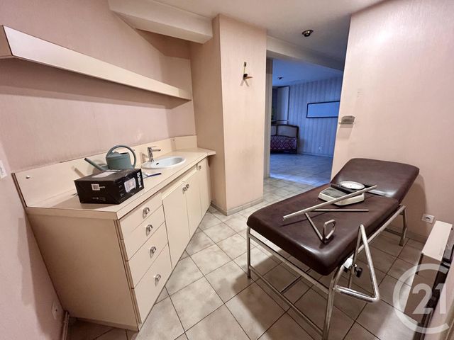 maison à vendre - 8 pièces - 141.0 m2 - VEIGNE - 37 - CENTRE - Century 21 Agence Grand Sud