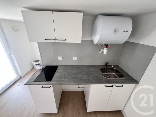 Appartement F2 à louer - 2 pièces - 29.57 m2 - MONTBAZON - 37 - CENTRE - Century 21 Agence Grand Sud