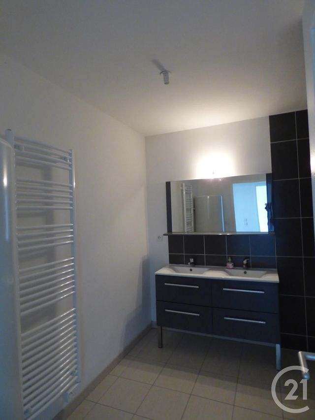 maison à louer - 4 pièces - 164.0 m2 - MONTBAZON - 37 - CENTRE - Century 21 Agence Grand Sud