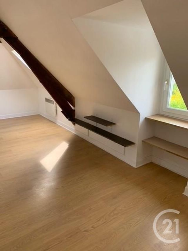 Appartement F2 à louer - 2 pièces - 26.06 m2 - MONTBAZON - 37 - CENTRE - Century 21 Agence Grand Sud