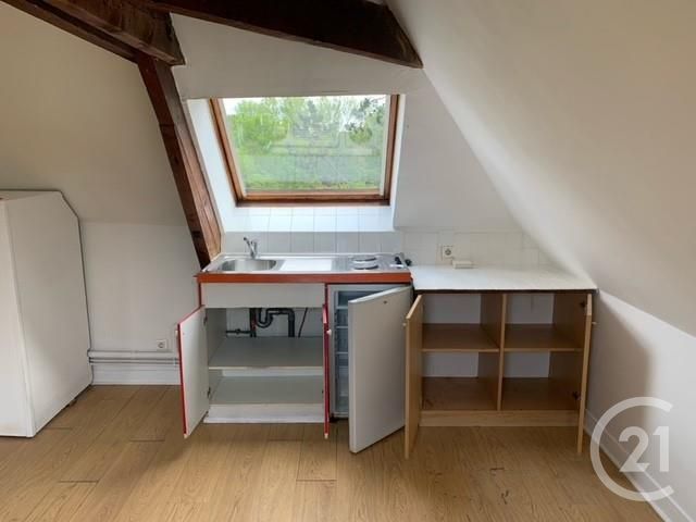 Appartement F2 à louer - 2 pièces - 26.06 m2 - MONTBAZON - 37 - CENTRE - Century 21 Agence Grand Sud