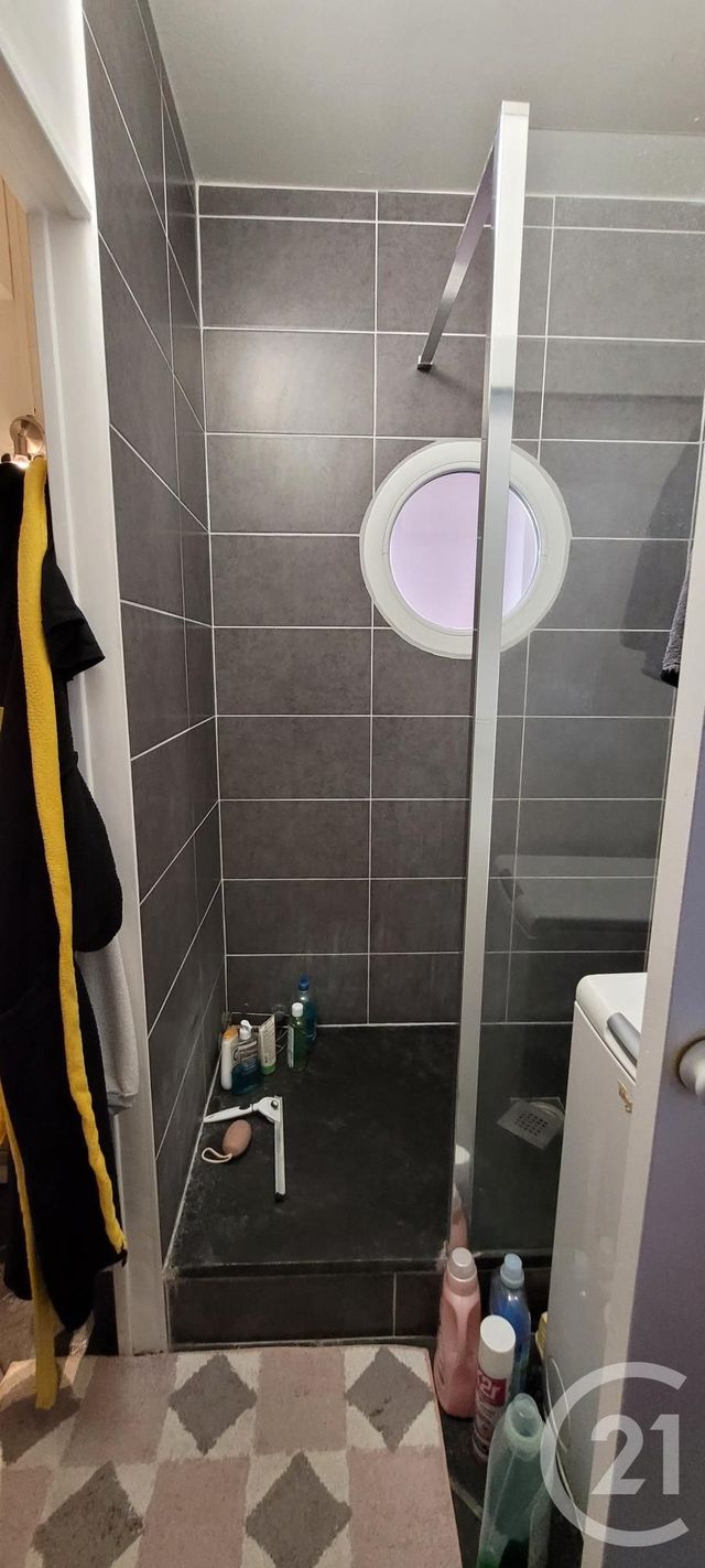 Appartement F1 à louer - 1 pièce - 33.0 m2 - JOUE LES TOURS - 37 - CENTRE - Century 21 Agence Grand Sud