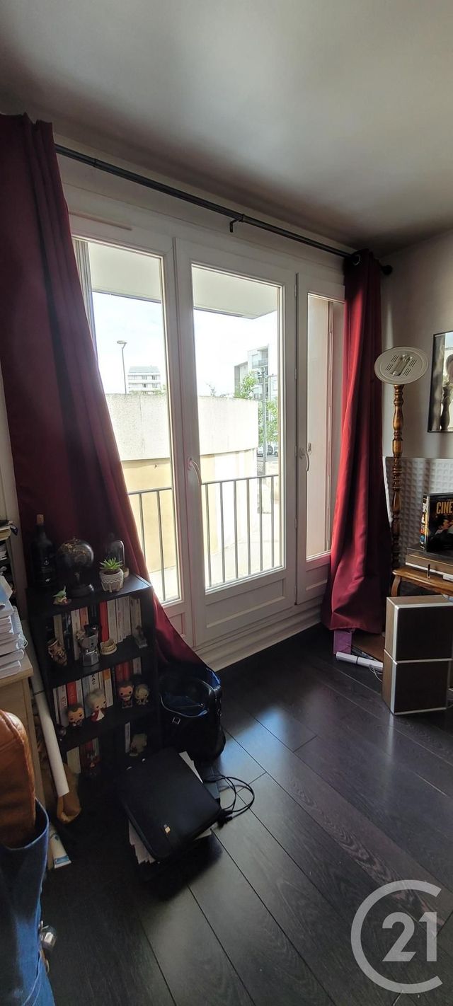 Appartement F1 à louer - 1 pièce - 33.0 m2 - JOUE LES TOURS - 37 - CENTRE - Century 21 Agence Grand Sud