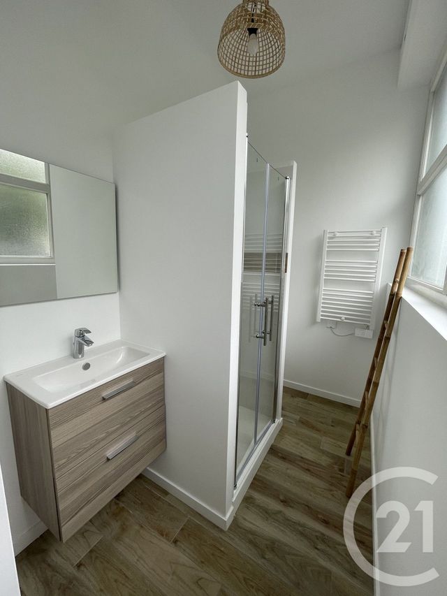 Appartement Loft à louer - 5 pièces - 188.49 m2 - TOURS - 37 - CENTRE - Century 21 Agence Grand Sud