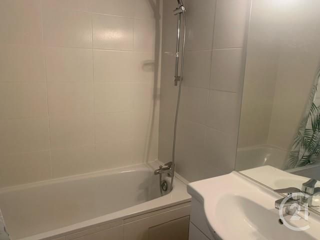 Appartement F4 à louer - 4 pièces - 75.14 m2 - CHAMBRAY LES TOURS - 37 - CENTRE - Century 21 Agence Grand Sud