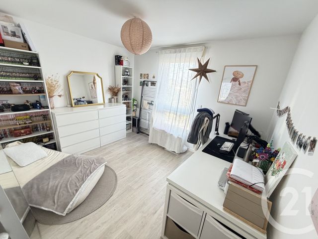 Appartement F3 à louer - 3 pièces - 64.77 m2 - CHAMBRAY LES TOURS - 37 - CENTRE - Century 21 Agence Grand Sud