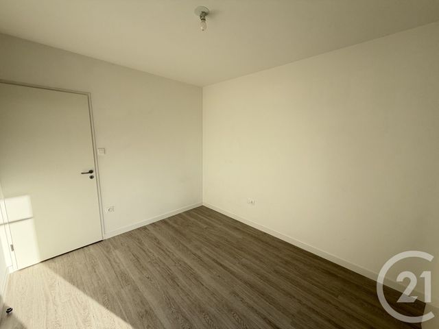 Appartement F3 à louer - 3 pièces - 67.08 m2 - ST CYR SUR LOIRE - 37 - CENTRE - Century 21 Agence Grand Sud