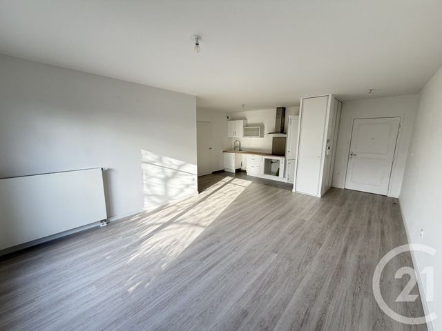 Appartement F3 à louer - 3 pièces - 67.08 m2 - ST CYR SUR LOIRE - 37 - CENTRE - Century 21 Agence Grand Sud