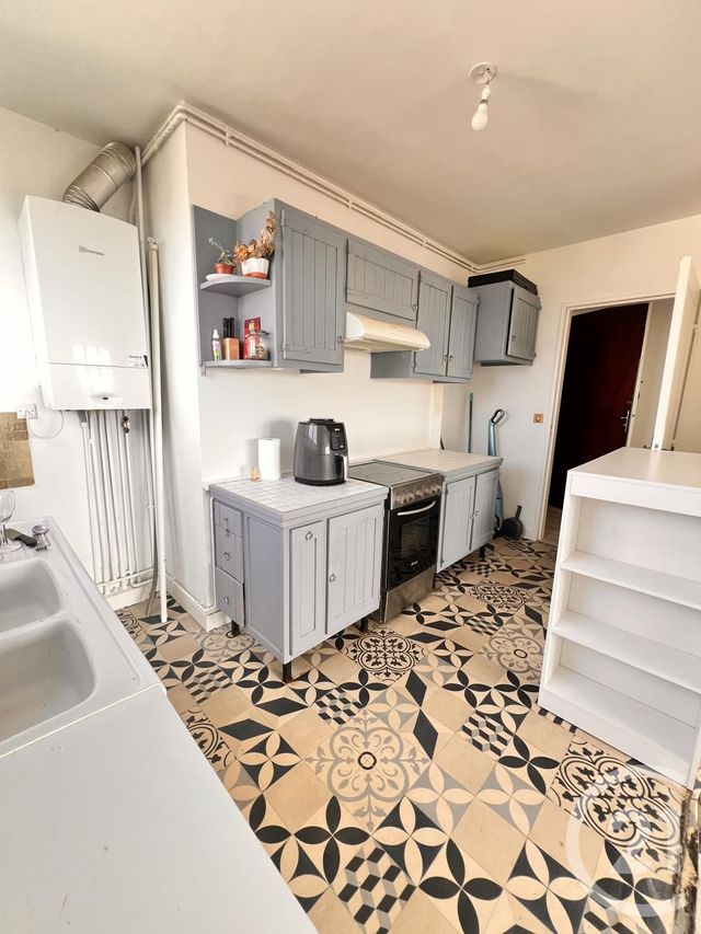 Appartement F2 à vendre - 2 pièces - 47.8 m2 - JOUE LES TOURS - 37 - CENTRE - Century 21 Agence Grand Sud