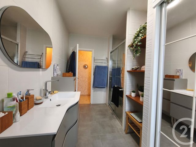 maison à vendre - 7 pièces - 163.53 m2 - ST GENOUPH - 37 - CENTRE - Century 21 Agence Grand Sud