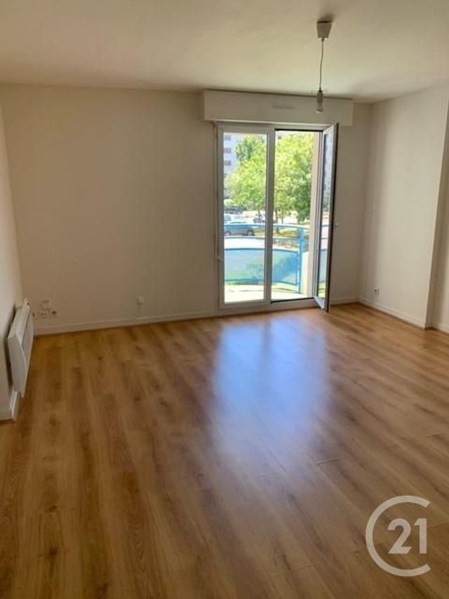 Appartement F2 à louer - 2 pièces - 45.87 m2 - JOUE LES TOURS - 37 - CENTRE - Century 21 Agence Grand Sud