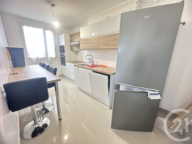 Appartement F3 à louer - 4 pièces - 75.25 m2 - JOUE LES TOURS - 37 - CENTRE - Century 21 Agence Grand Sud