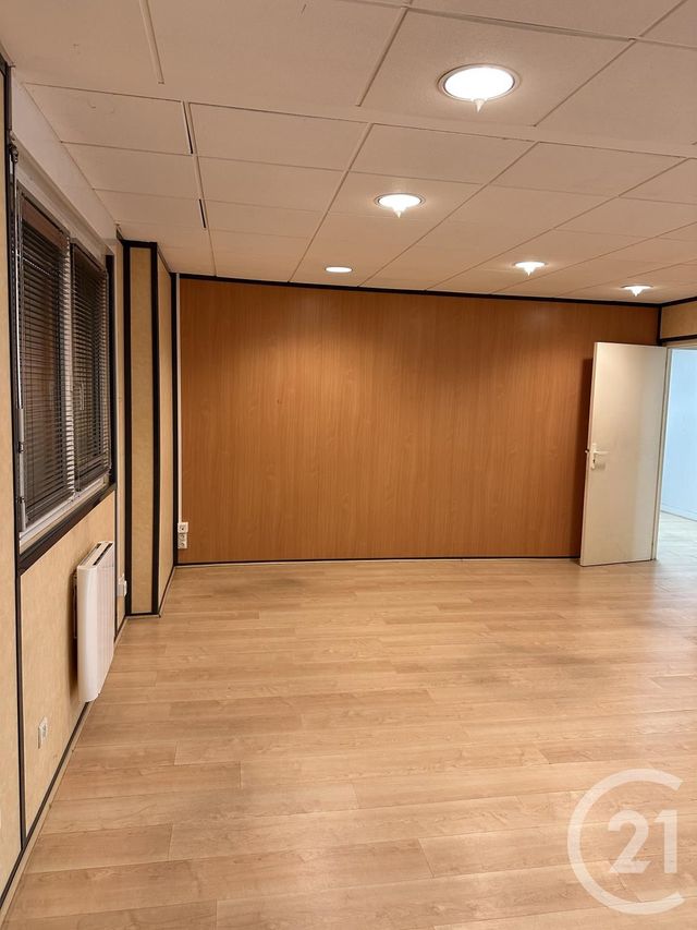 commerce à louer - 710.0 m2 - MONTLOUIS SUR LOIRE - 37 - CENTRE - Century 21 Agence Grand Sud