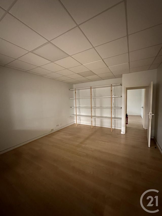 commerce à louer - 710.0 m2 - MONTLOUIS SUR LOIRE - 37 - CENTRE - Century 21 Agence Grand Sud