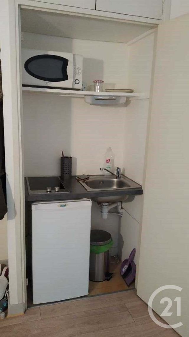 Appartement F1 à louer - 1 pièce - 21.0 m2 - TOURS - 37 - CENTRE - Century 21 Agence Grand Sud
