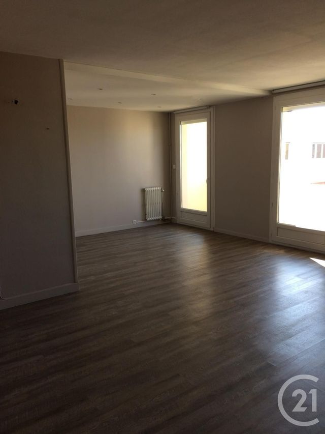 Appartement F3 à louer - 4 pièces - 69.7 m2 - JOUE LES TOURS - 37 - CENTRE - Century 21 Agence Grand Sud